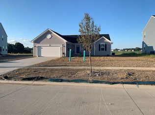 36543 Gladstone Mill Dr, North Ridgeville, OH