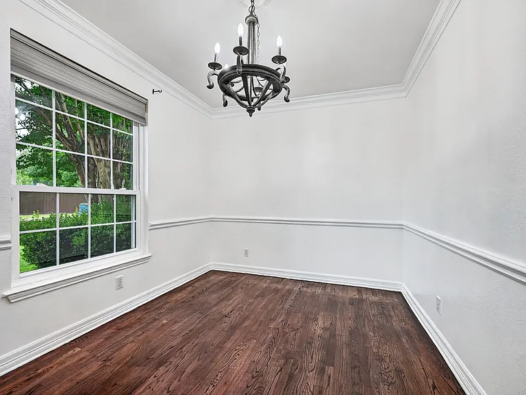 5900 Atlanta Dr — Photo 4