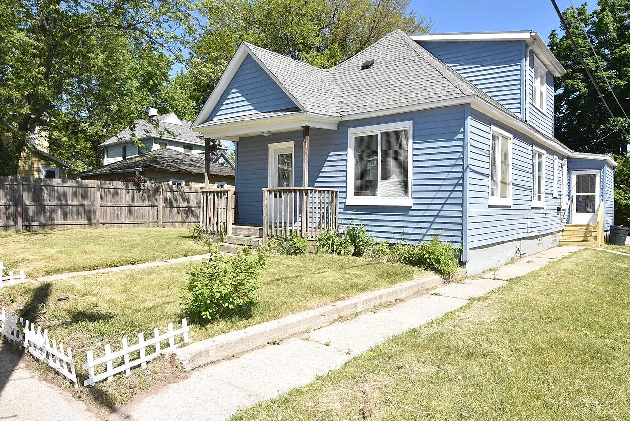 602 66th STREET photo 1