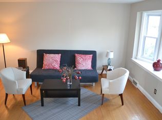 135 Hopkins Rd, Baltimore, MD 21212