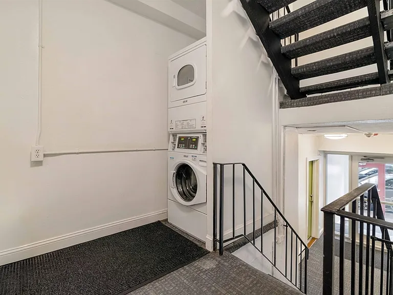 5 N Margin St #10 — Photo 10