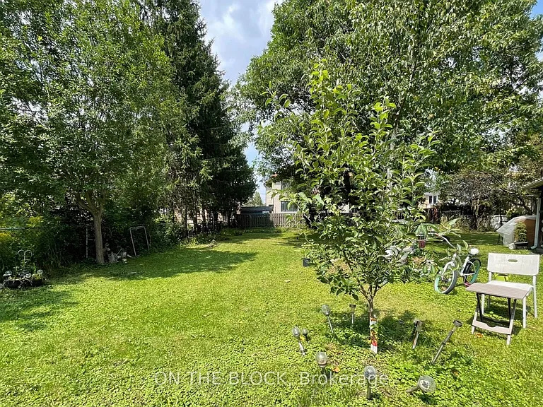 78 Tedford Dr — Photo 26