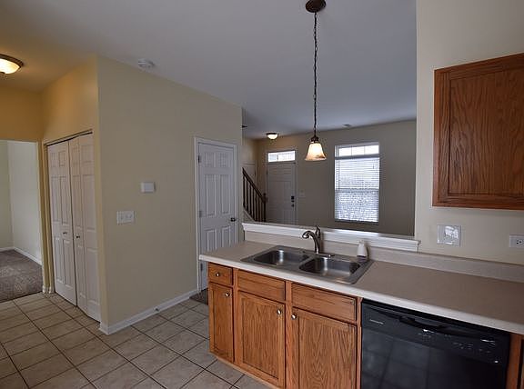 4th image of 7172 Alden Dr
