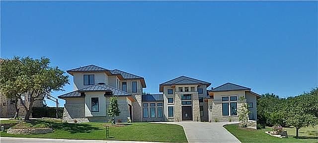 1st image of 4004 Sugarloaf Dr
