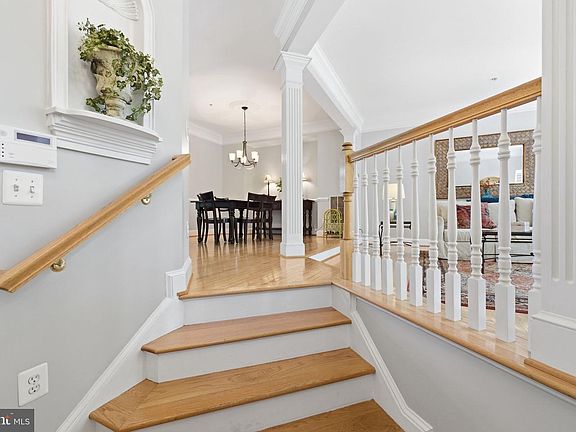 2nd image of 7046 Mundy Point Ct