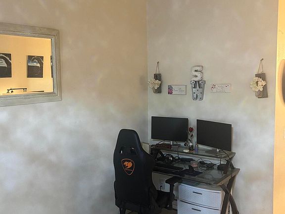 5th image of 9002 W CORONADO Road