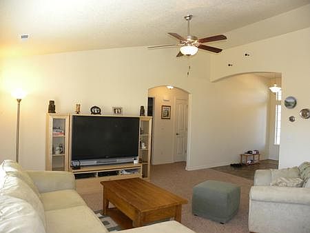 3rd image of 306 Sanlyn Ct