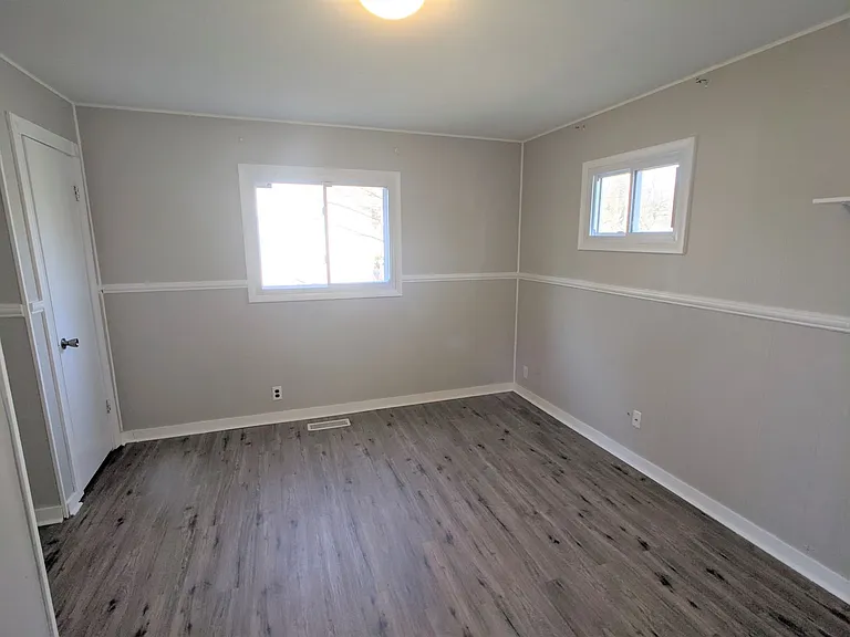 139 Totten Dr — Photo 7