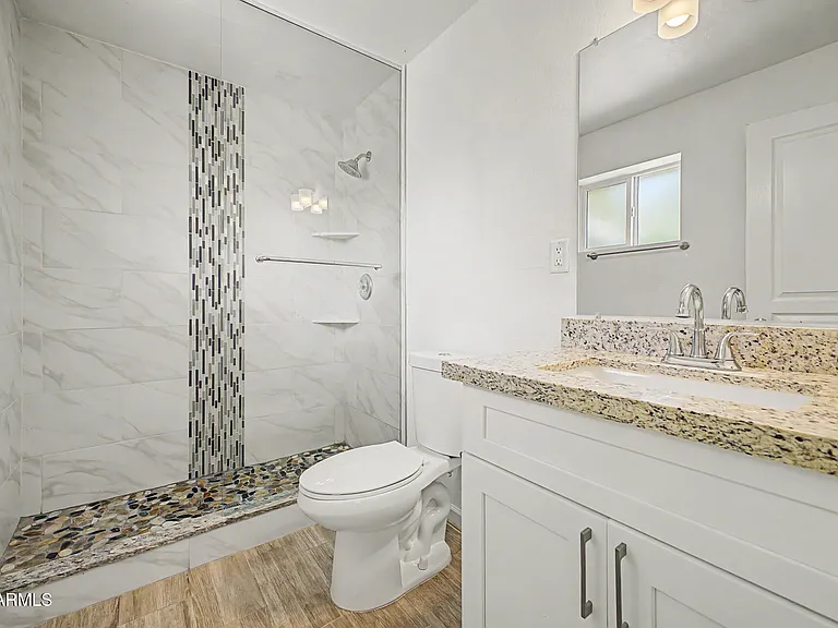 950 E Lilac Dr — Photo 19