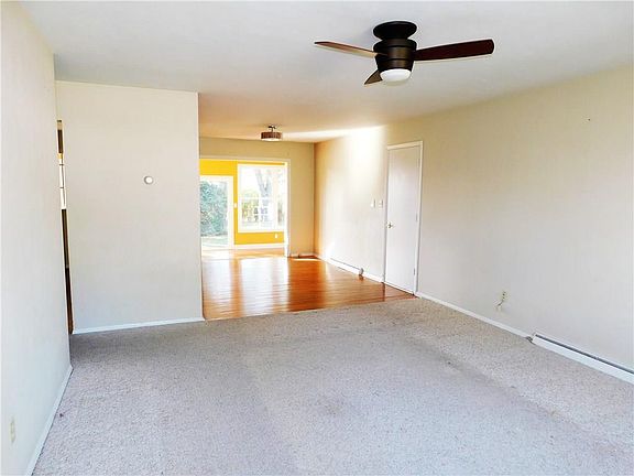 2nd image of 2119 N Macy Ln