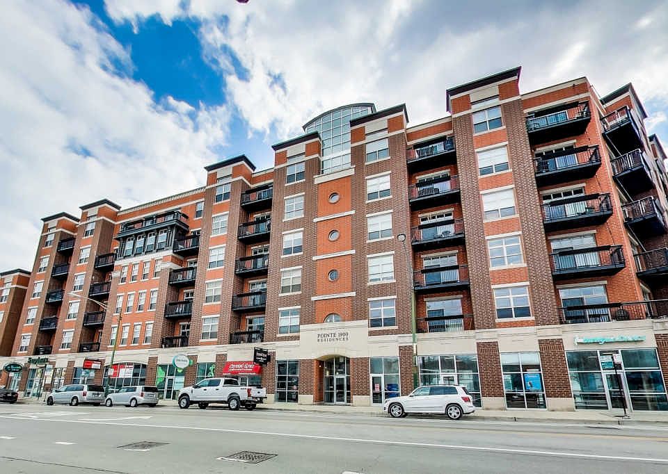 1st image of 1935 S Archer Ave APT 522