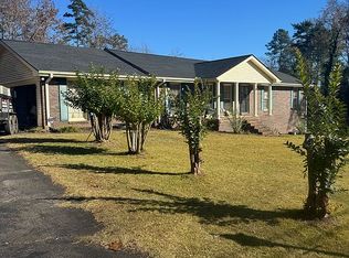 136 Ridgecrest Dr, Ball Ground, GA 30107