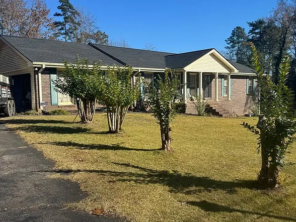 136 Ridgecrest Dr, Ball Ground, GA 30107