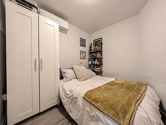 Rented by MySpaceNYC | media 21