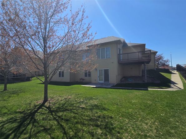 14511 Brookshire Dr, Urbandale, IA 50323