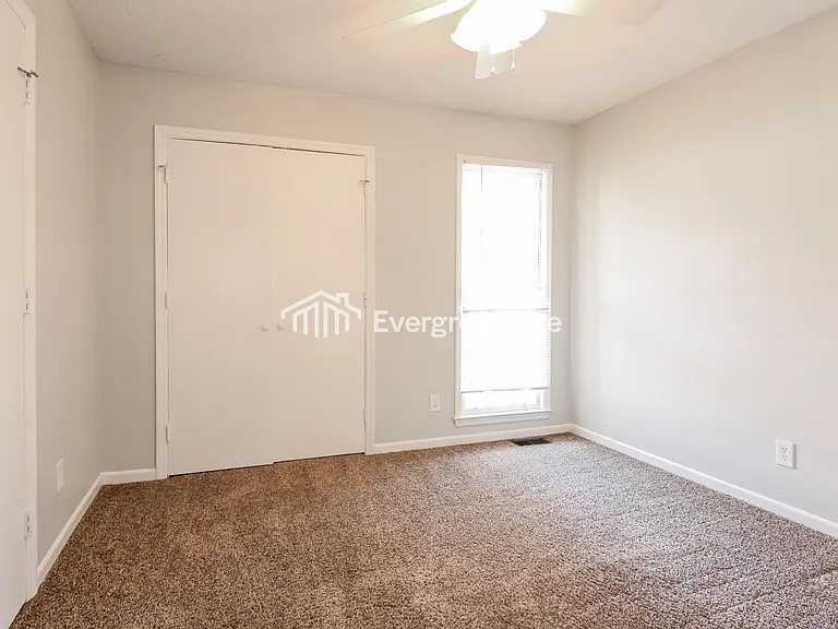 2408 Ramsgate Dr — Photo 4