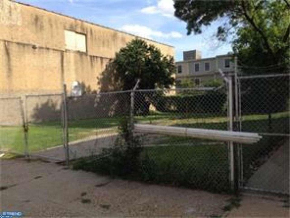2nd image of 1508 Cambridge St