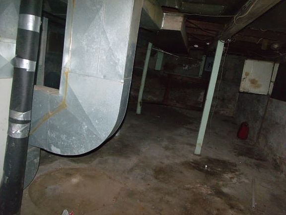 4th image of 111 Sharon Ave