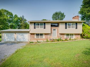 122 Glenwood Ave, Bulls Gap, TN 37711
