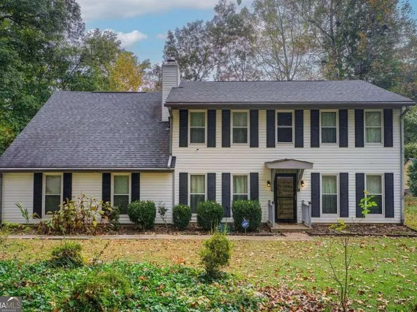 8318 Dawn Dr, Jonesboro, GA 30236