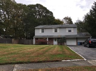 7 Truval Ln, Nesconset, NY 11767