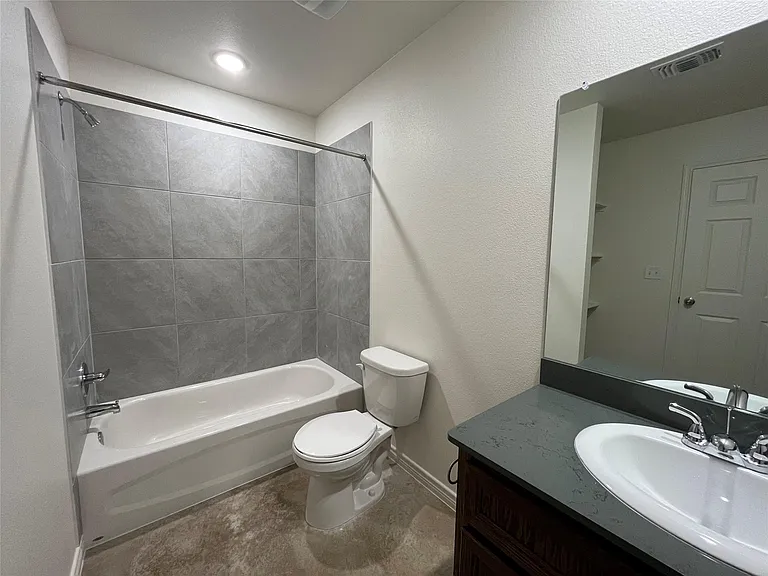 2316 Alterman Dr #A — Photo 14