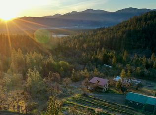 1206 Upper Powell Creek Rd, Williams, OR 97544