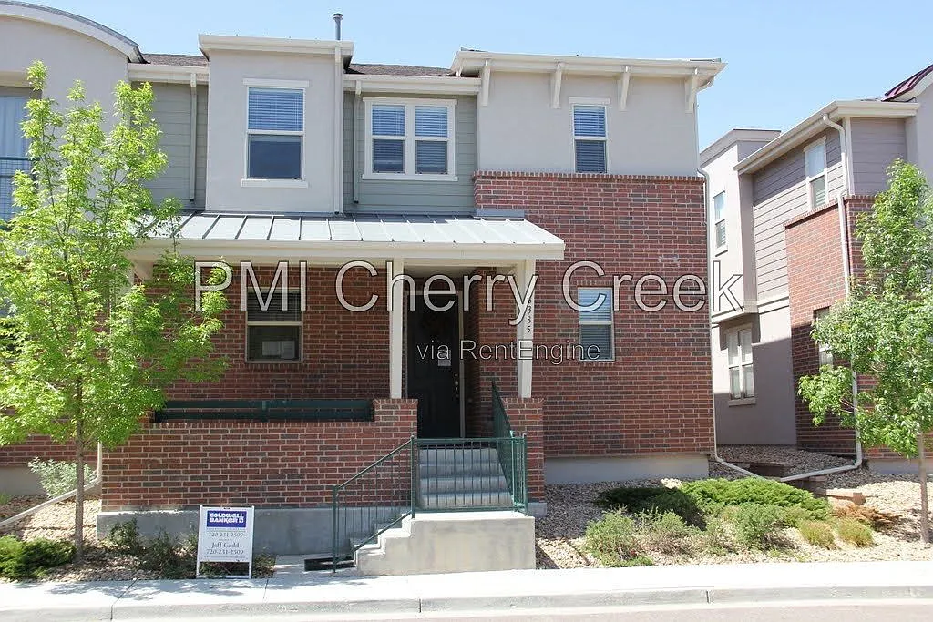 3 bed, 2.5 bath, 1879 sqft, $2,745 — Photo 1