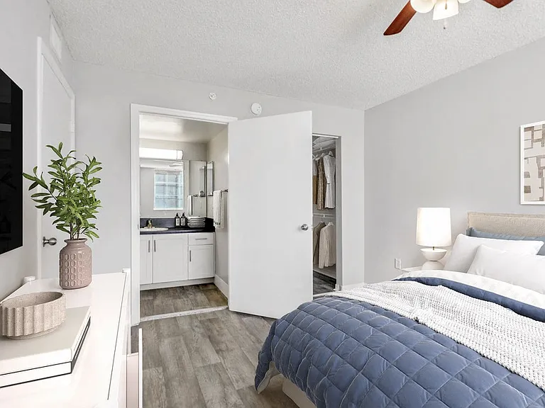 The Enclave Apartments at Waterways — Photo 49