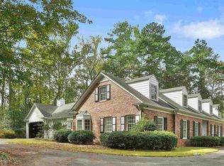 2 Woodlane Dr, Newnan, GA 30263