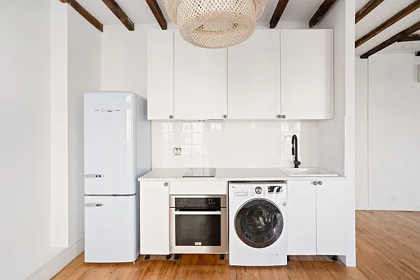 Rented by The Agency | media 5