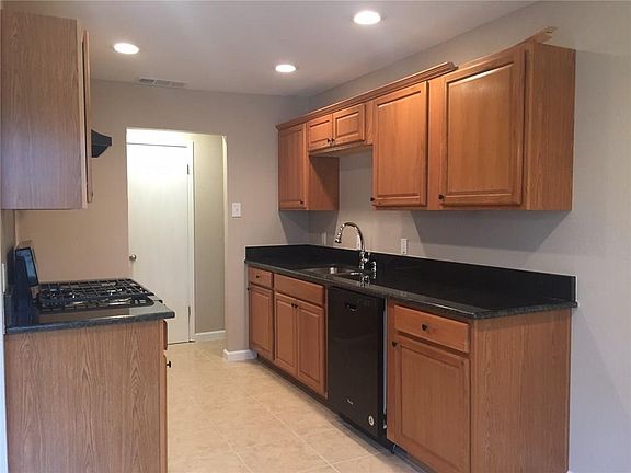 2nd image of 11125 Tracey Dr