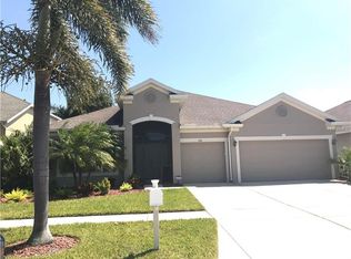 1776 Mira Lago Cir, Ruskin, FL 33570