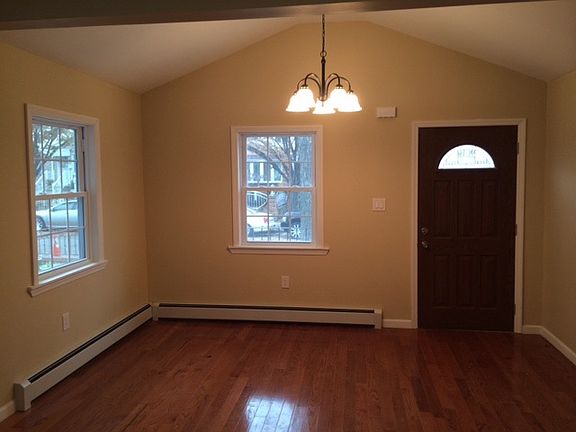 3rd image of 13911 Glassboro Ave