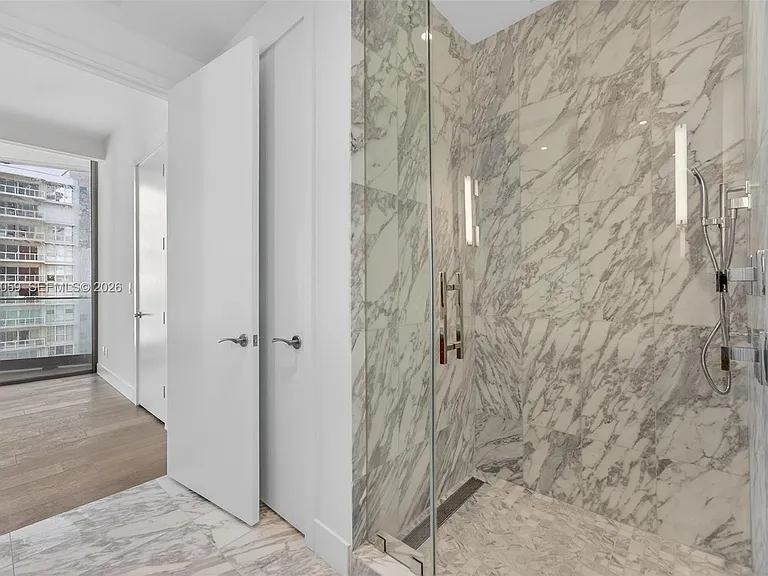175 SE 25th Rd #1004 — Photo 12