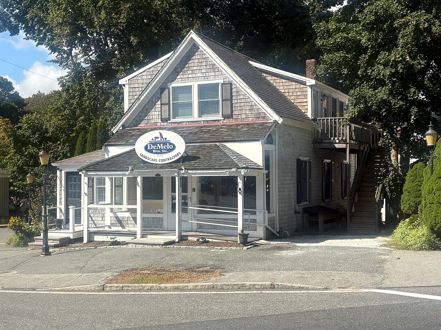 879 Main St — Photo 1