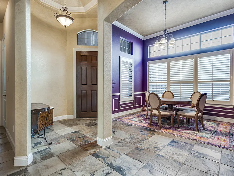 4654 Phillip Dr — Photo 4
