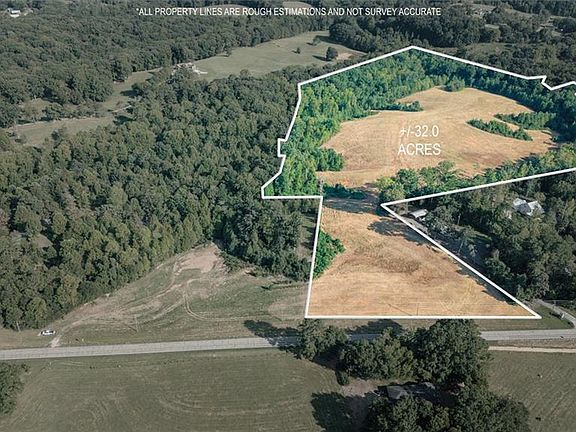 3rd image of 4228 Clarks Bridge Rd #1