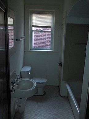 5th image of 5118 Pennsylvania Ave #A