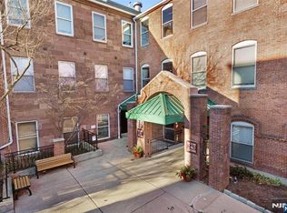 240 Main St APT 305, Little Falls, NJ 07424