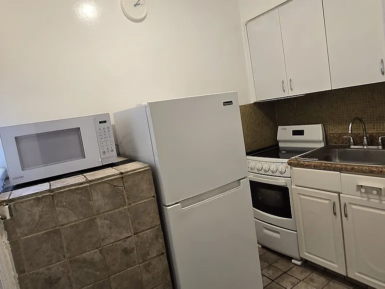 1836 Jackson St #4 — Photo 9