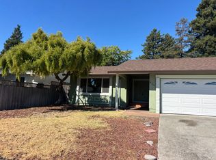 913 Crinella Dr, Petaluma, CA 94954