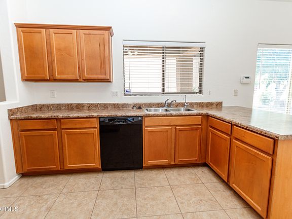 3rd image of 6885 E JAVALINA Way