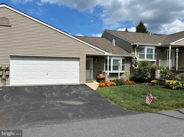509 Buckthorn Dr #26, York, PA 17406