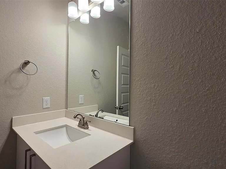 9773 Grosbeak Ln — Photo 16