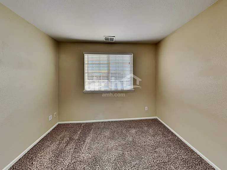 1123 S Flatrock Cir — Photo 13