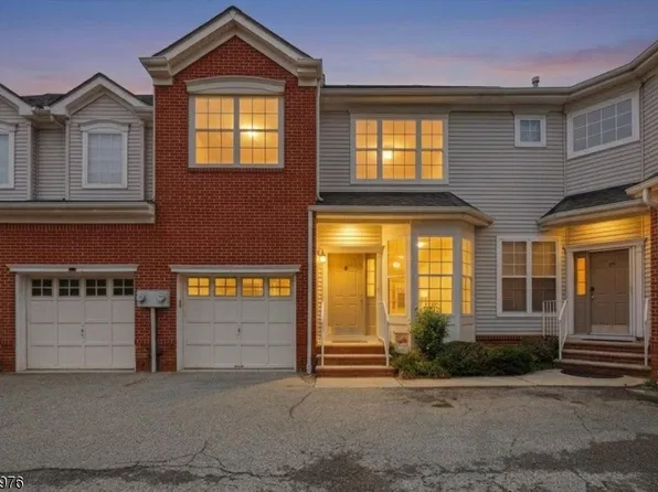 26 Gordon Cir, Parsippany-Troy Hills Twp., NJ 07054