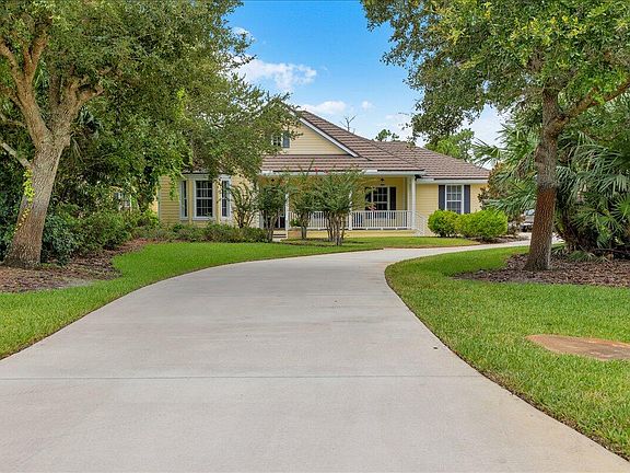 3rd image of 7900 Saddlebrook Drive