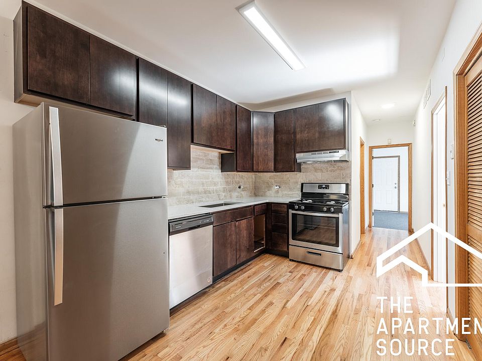 1st image of 1343 N Leavitt St #1F
