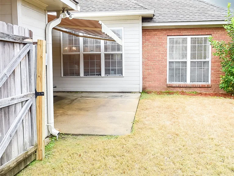 2104 Halcyon Downs Loop — Photo 19
